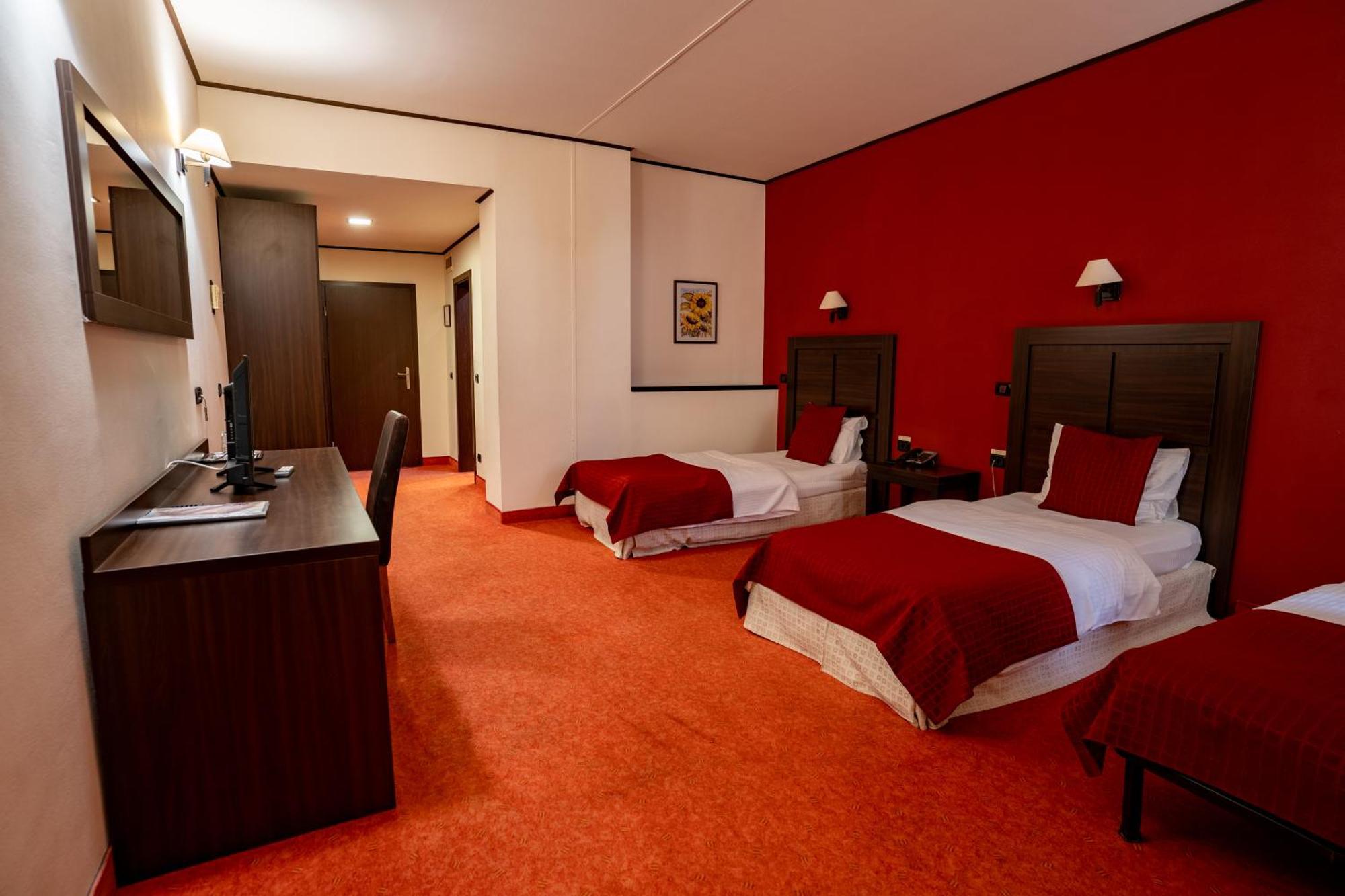 Hotel Aurelia Chisoda Buitenkant foto